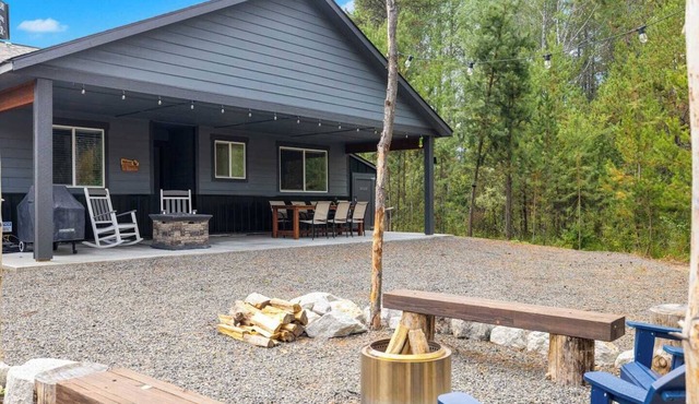 Fire & Fun Cabin with firepit