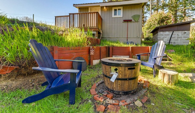 Fish On-Site & Explore Coos Bay! Creekfront Cabin