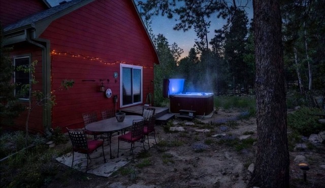 Forest-Themed Home | Hot Tub, Trails & Games