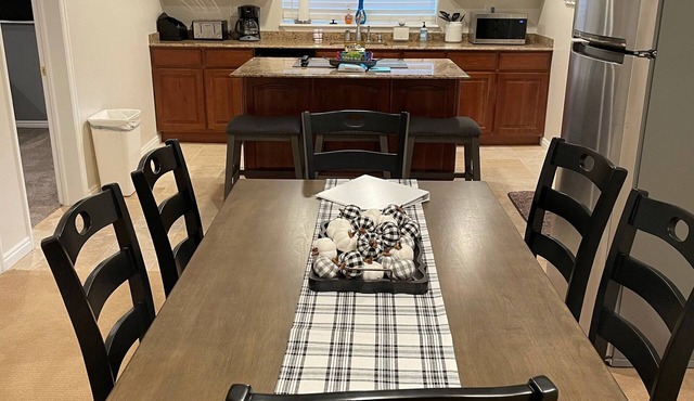 Full Basement apartment near Utah ski resorts, Salt Lake City/Sandy/Draper
