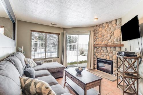 Garden City Condo w/Pool Access by Bear Lake!