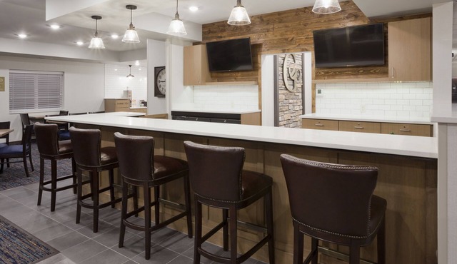 GrandStay Hotel & Suites Rock Valley