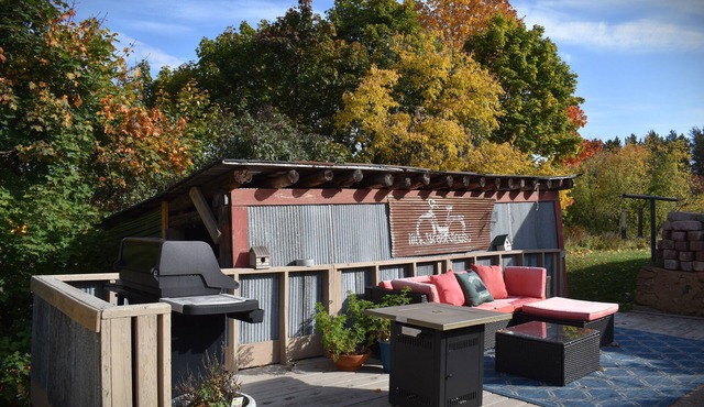 Great Property, close to trails.