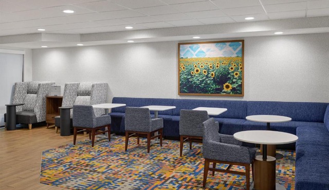 Hampton Inn Lawrence