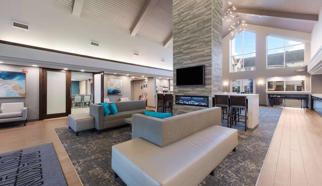 Hampton Inn & Suites Chicago/Hoffman Estates