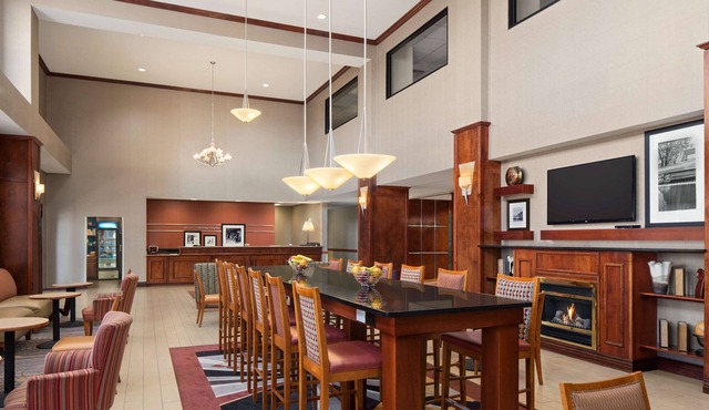 Hampton Inn & Suites Detroit/Sterling Heights