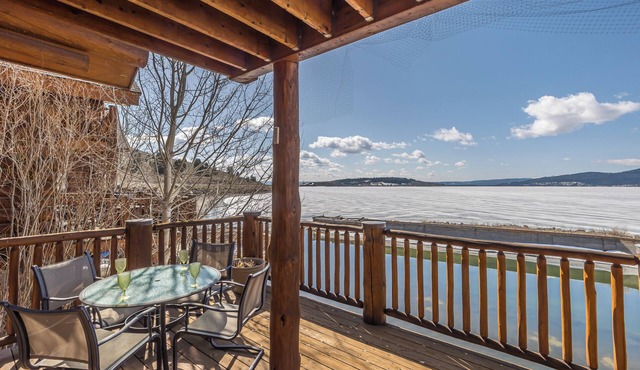 Hebgen Lakeshore Retreat
