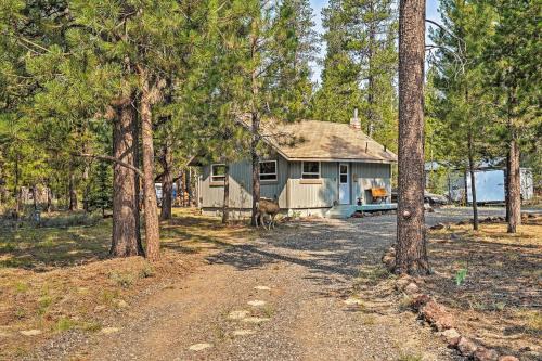 High Lakes Hideaway: La Pine Fishing Cabin!
