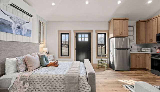 Highlander Getaway\Casita\100%Private\Parking\W&D!