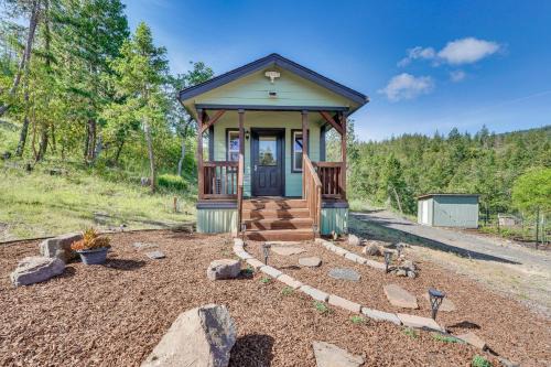 Hiking Trail On-Site: Mtn-View Eagle Point Retreat