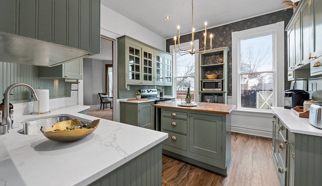 Historic mansion near downtown Spokane for business & personal rental