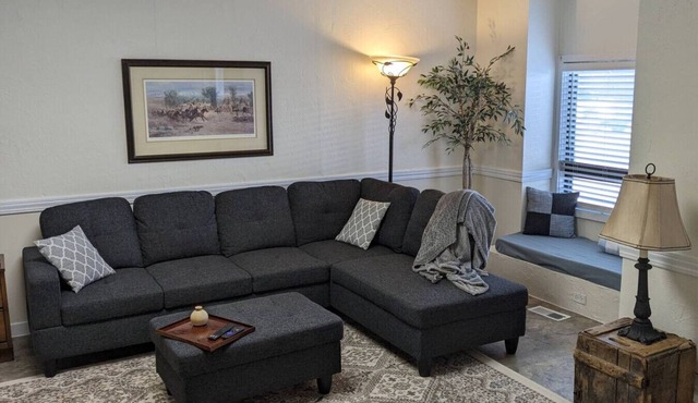 Historic Riverside Hotel Suite 101