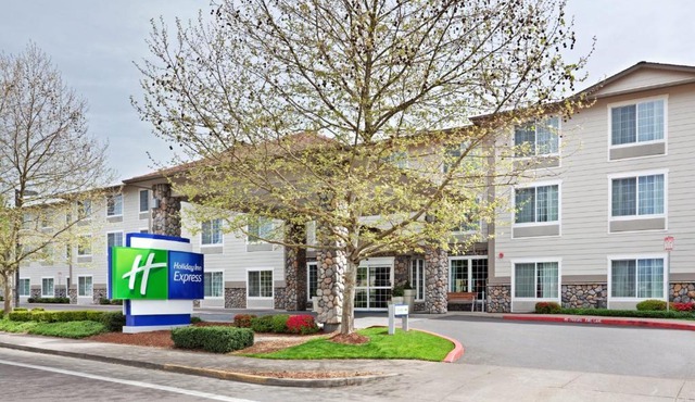 Holiday Inn Express Corvallis-On the River by IHG