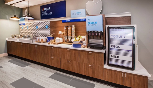 Holiday Inn Express Hotel & Suites Idaho Falls by IHG
