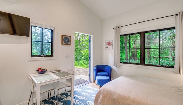 Hood Canal Retreat, Close to Olympic National Park