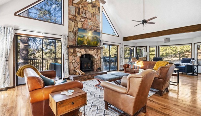Hot tub, In-Home Bar, Arcade Game, Wood Fireplaces, Xbox, Grill, Sleeps up to 16
