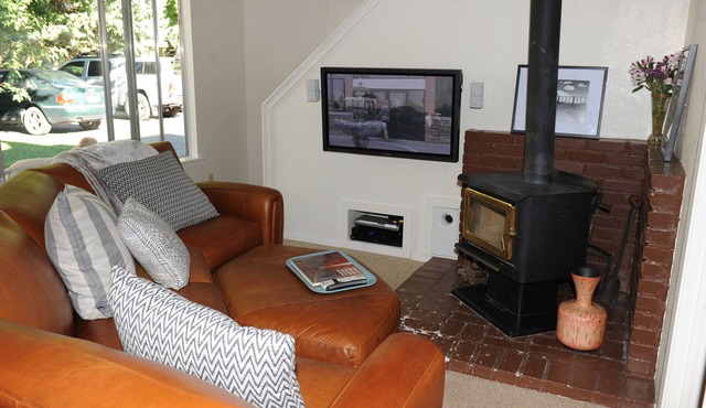 Iconic Sun Valley - Parkside Village - Sleeps 7 very comfortably