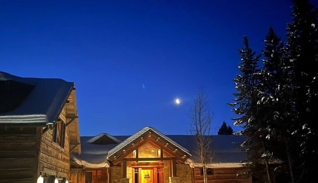 Ideally located stunning tranquil home in Big Sky! Overlooks Ousel Falls.