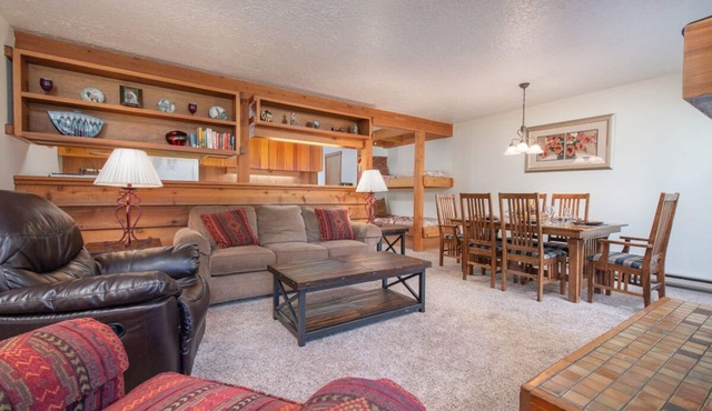 JHRL - Buckwheat 1814 - First floor Aspens condo, walk to market and bus stop