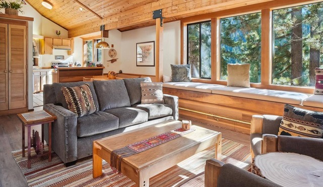 Juniper Mountain Cabin in Alpine Meadows