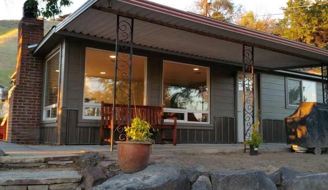 Kestrel Perch - Boise Hilltop Retreat