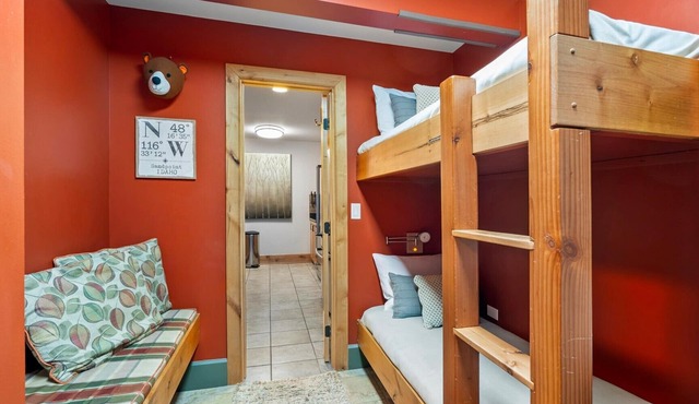 Kids Love Hidden Bunk Room - Seasons at Sandpoint