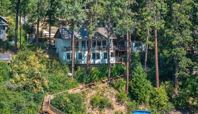 Lake CDA: Soak, Paddle, Dock & Unwind