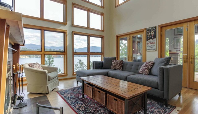 Lake House, Private Dock & Decks, 4BR