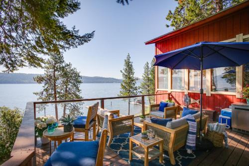 Lakefront Bliss: Coeur d'Alene Cabin w/Dock!