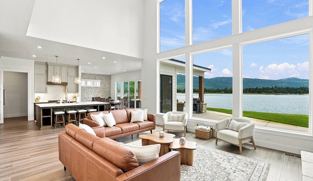 Lakefront| Hot Tub| Gameroom| Sauna|Lake Cascade