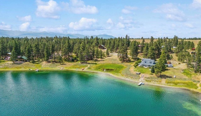 Lakeside Retreat in Eureka! *30 Day Rental ONLY*