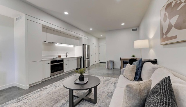 Landing | Amazing Studio, Gym, Game Room
