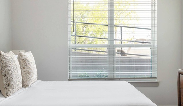 Landing | Beautiful 1BD, Gym, Yoga Studio