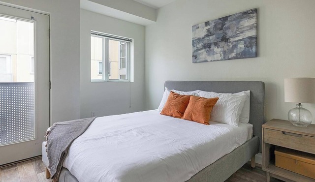 Landing | Beautiful Studio, Gym, Courtyard
