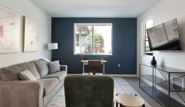 Landing | Chic 2BD, Courtyard, Pool