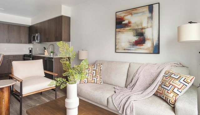Landing | Modern 1BD, Gym