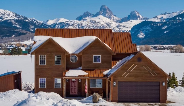 Large Family home with full Teton views and hot tub