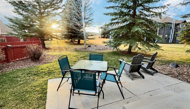 Large Modern Driggs Home near Teton River, Hiking & Nat'l Parks-Bikes+ GameRoom!