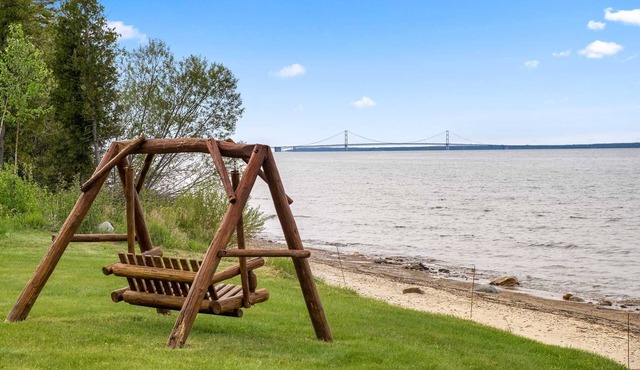 Lem's Paradise #2 | Cozy Lakefront Cabin w/Mackinac Views & 300+ ft Shoreline