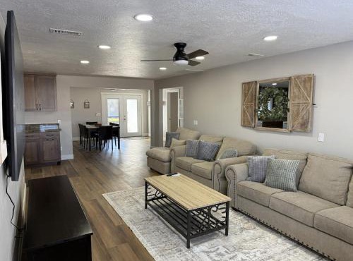 Lewiston Park Lane Home