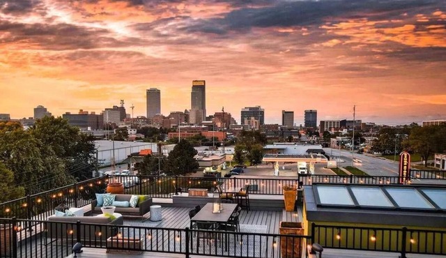 Little Bo Hideaway - A unique, urban experience awaits you! @littlebohideaway