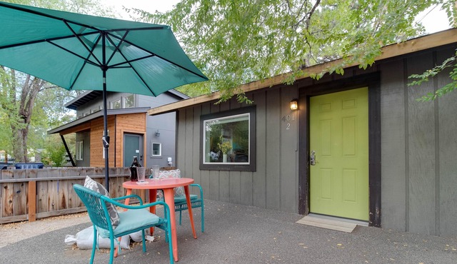 Little Lava, IN Downtown Bend, AC, 100+mbps Wifi, Bikes, Walk Everywhere