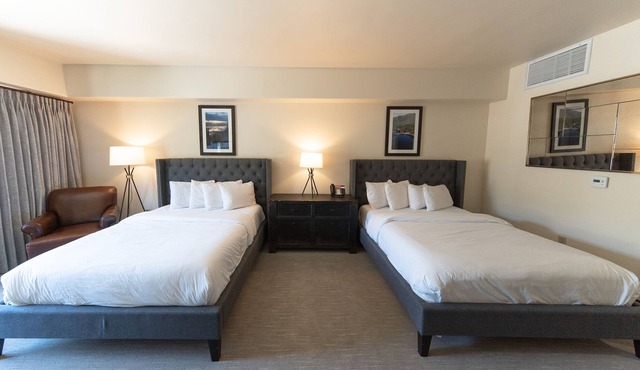 Lodge Dbl Queen 304 | Spectacular Mountain Views | Fitness Center