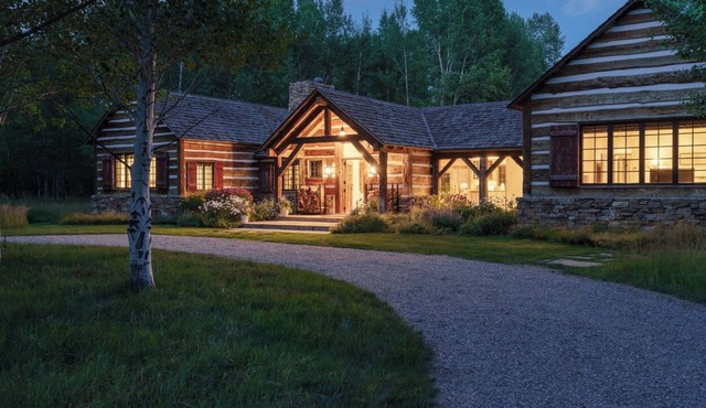 LPJH | Cabin Fever | Secluded Luxury Cabin Minutes from World-Class Skiing