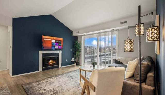 Luxury 2BD | DT Ann Arbor | 3 Beds | Free Parking