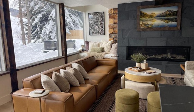 Luxury 4BR Riverfront Home with Hot Tub Near Ski