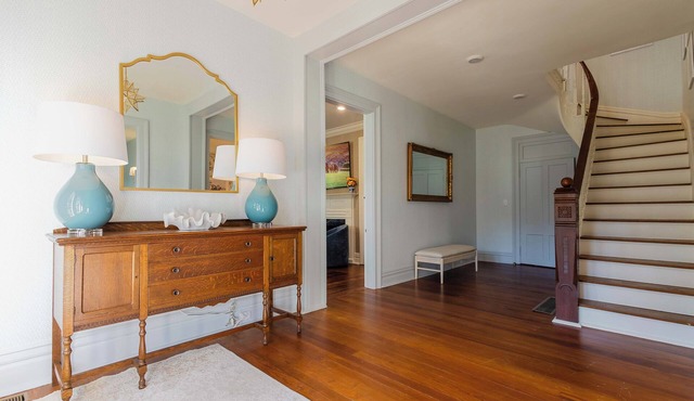 LUXURY Bluegrass Manor Sleeps 14 Bourbon Trl, Keeneland, Airport, UK