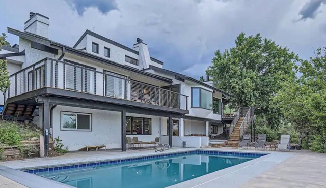 Luxury Boulder Home with Pool, Steam Room & Views