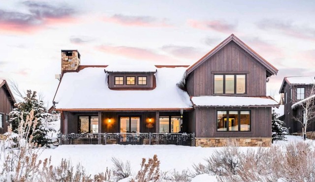 Luxury Cabin - Ideal for Ski and Summer