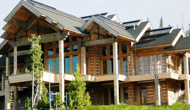 LUXURY MOUNTAIN HOME *EXCELLENT LOCATION*SPECTACULAR VIEWS*SKI-IN SKI-OUT
